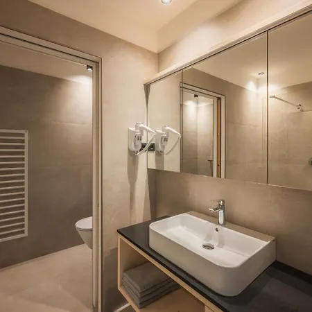 A-lunis Aparthotel *