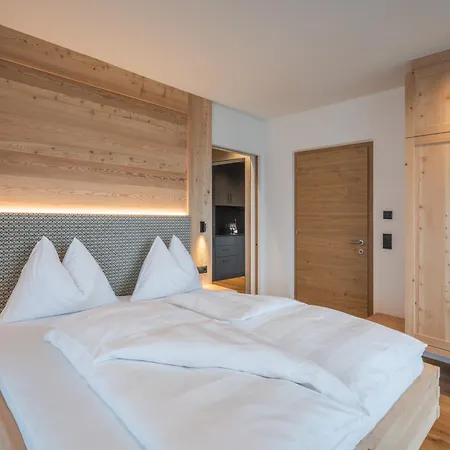 A-lunis Aparthotel *