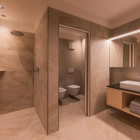 A-lunis Aparthotel